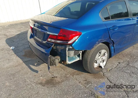 2015 Honda Civic Lx z USA, uszkodzony, nr VIN 19XFB2F59FE086816